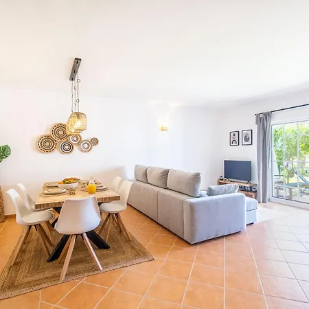 Baya - Great Family Complex With Communal Pool Hébergement de vacances *